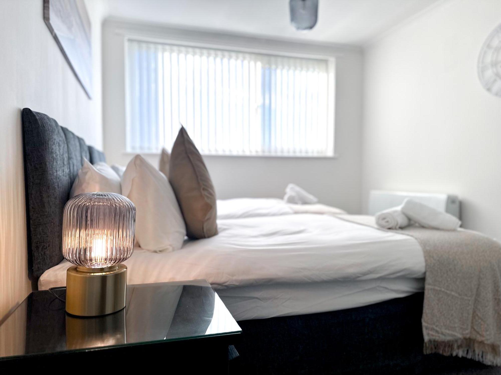 Contemporary And Cosy Birmingham Apartment- Free Parking & Wi-Fi エクステリア 写真
