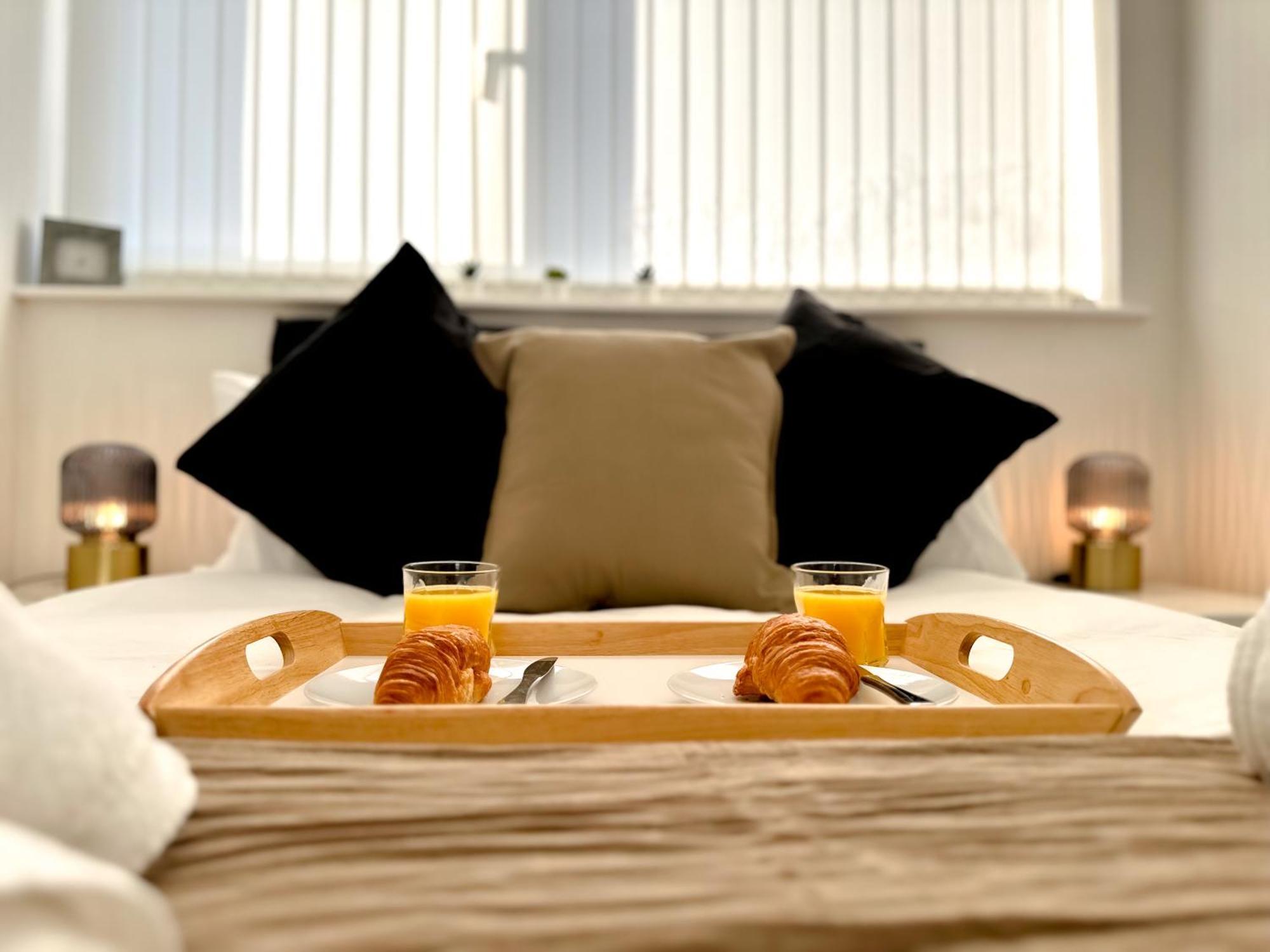 Contemporary And Cosy Birmingham Apartment- Free Parking & Wi-Fi エクステリア 写真