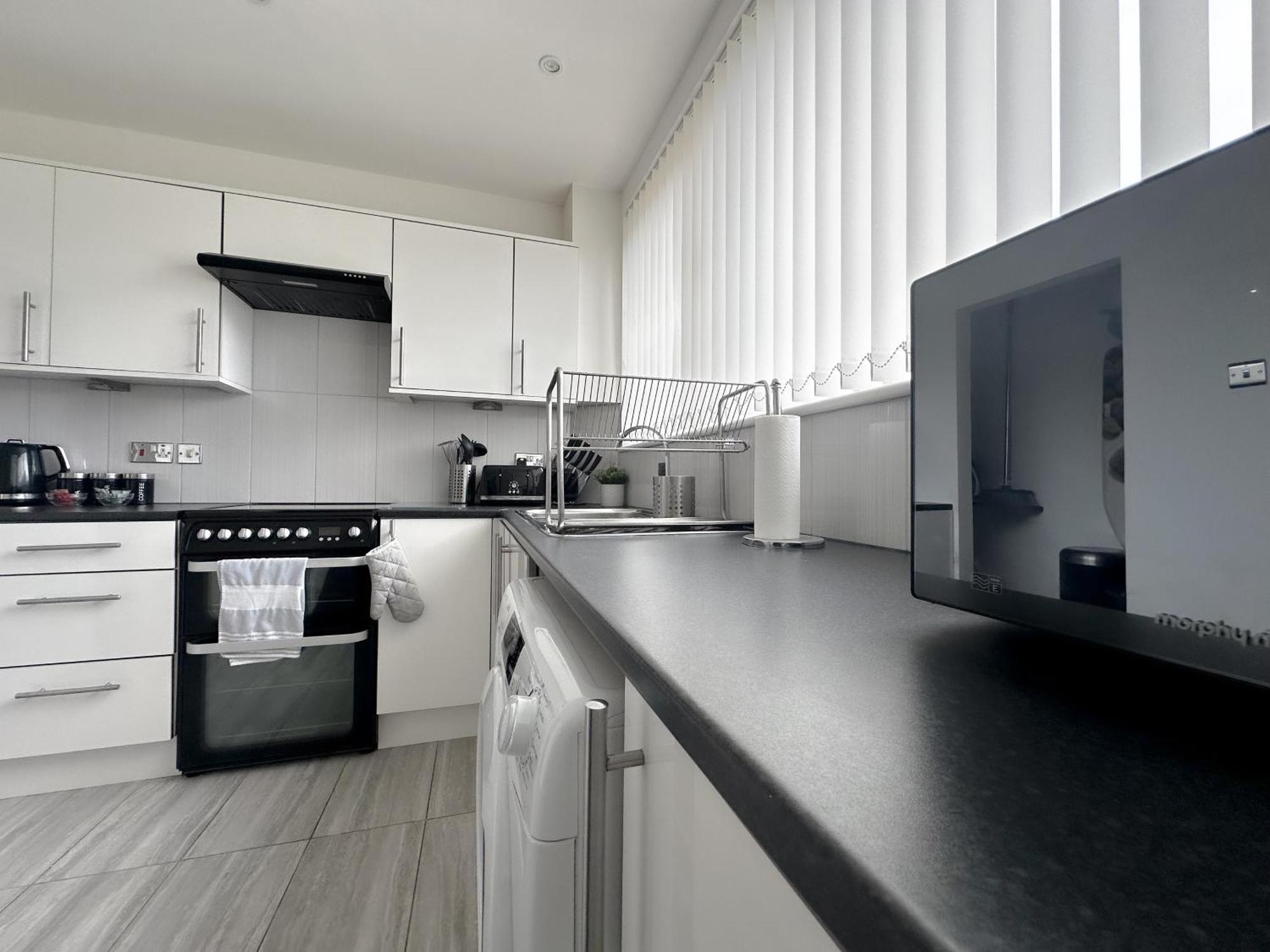 Contemporary And Cosy Birmingham Apartment- Free Parking & Wi-Fi エクステリア 写真