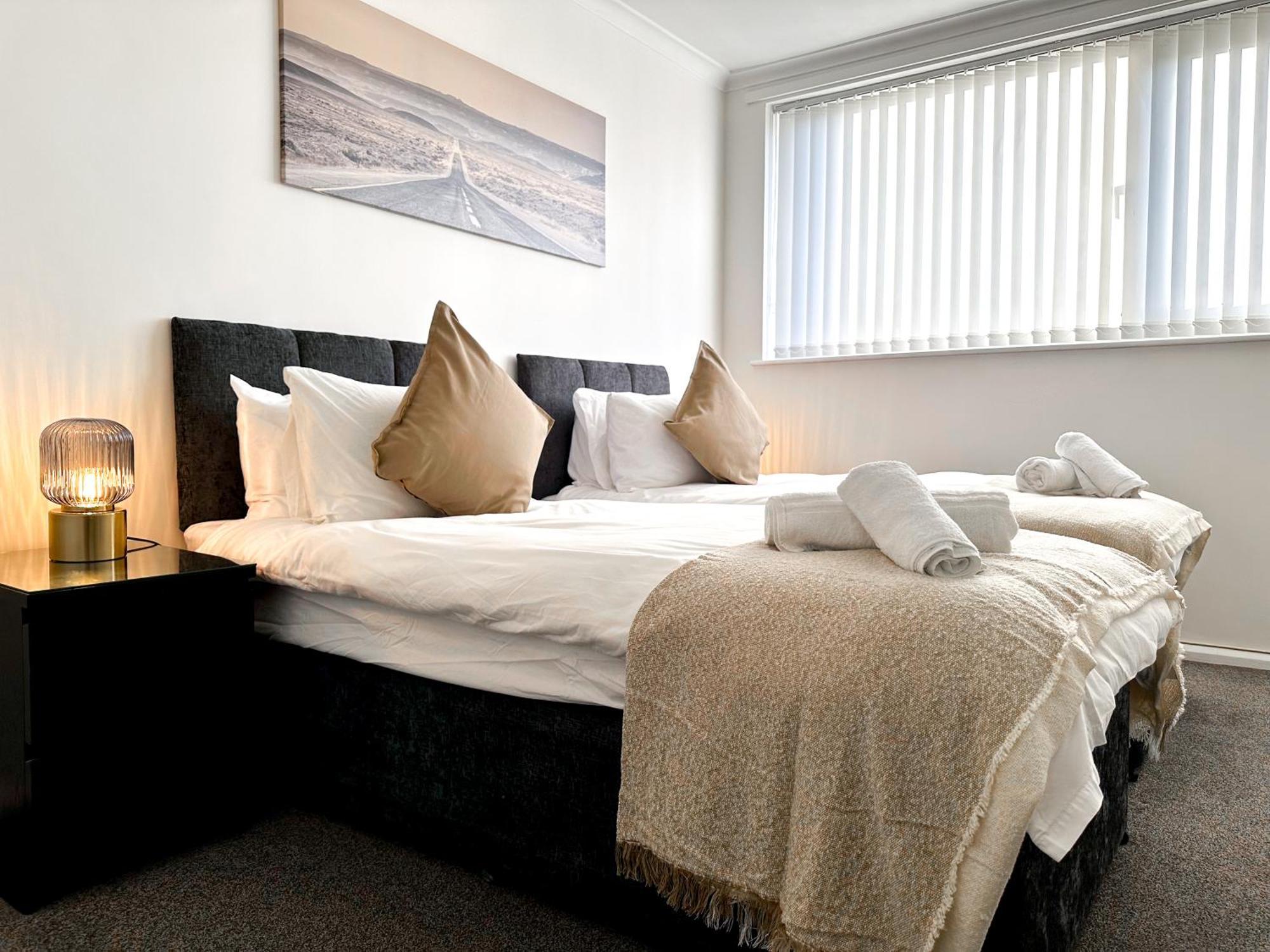 Contemporary And Cosy Birmingham Apartment- Free Parking & Wi-Fi エクステリア 写真