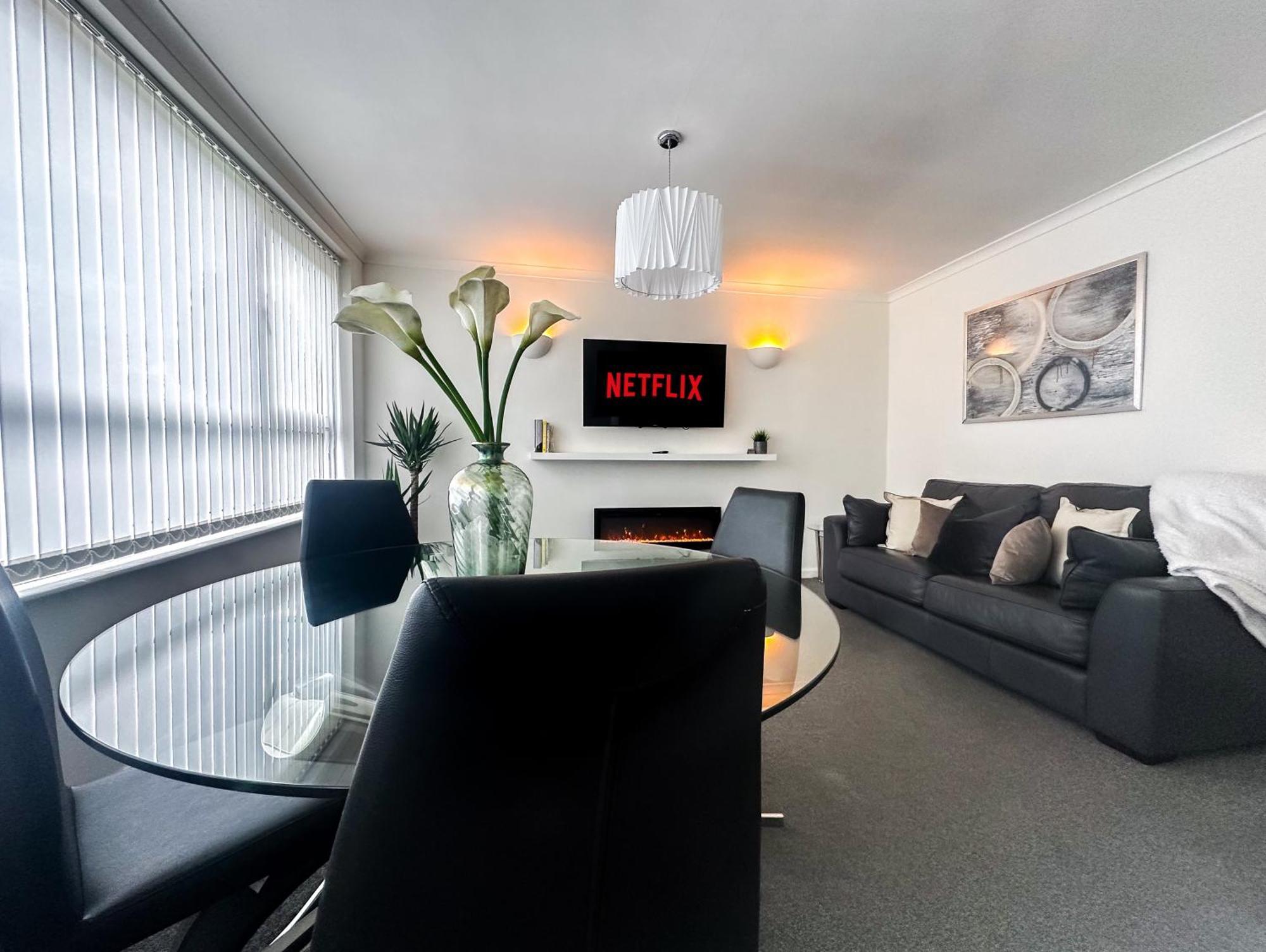 Contemporary And Cosy Birmingham Apartment- Free Parking & Wi-Fi エクステリア 写真