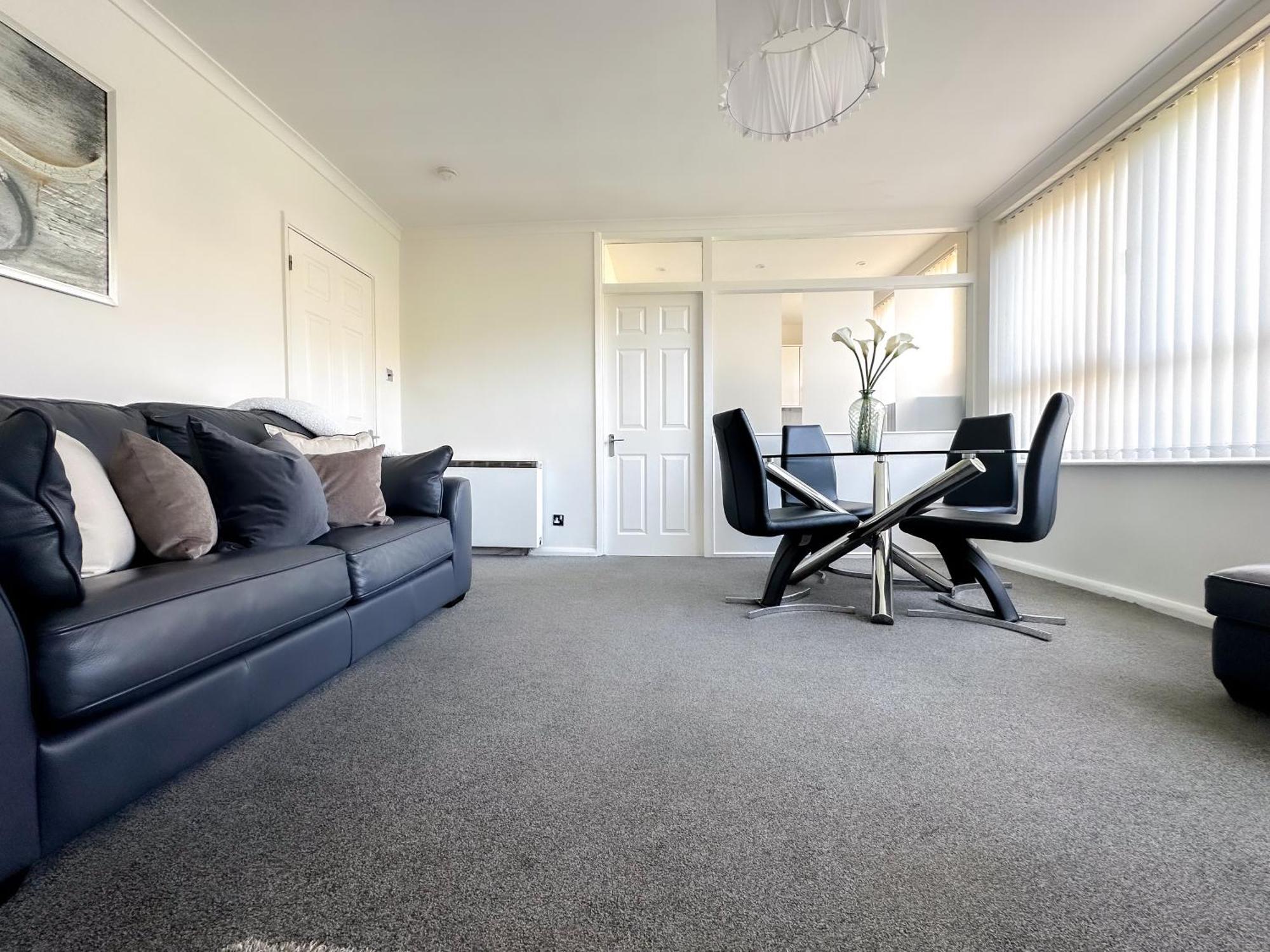 Contemporary And Cosy Birmingham Apartment- Free Parking & Wi-Fi エクステリア 写真